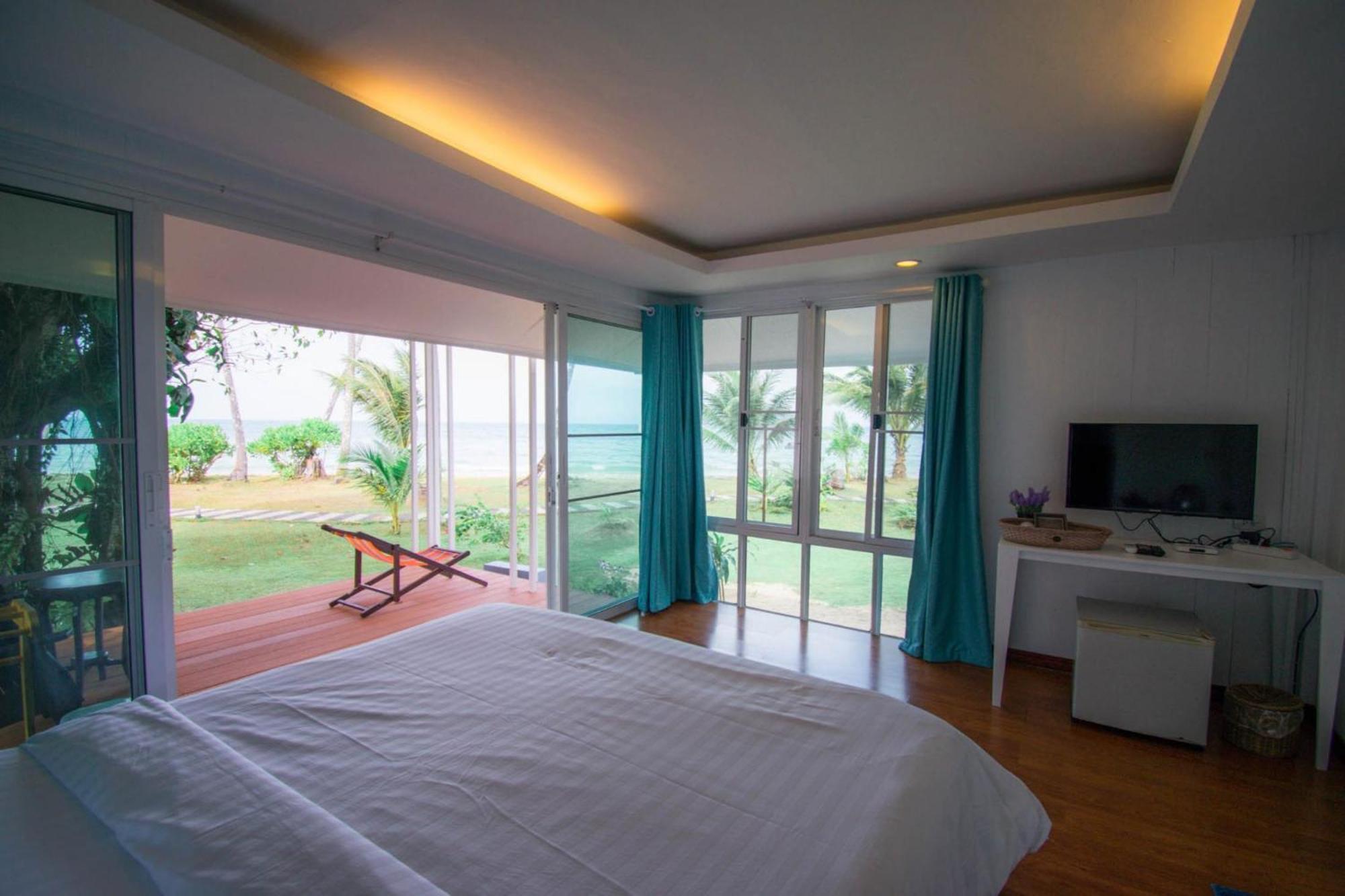 Koh Mak Resort Room photo