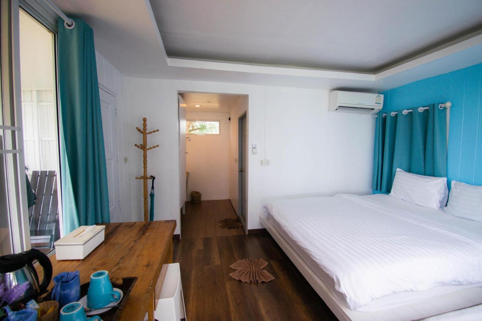 Koh Mak Resort Room photo