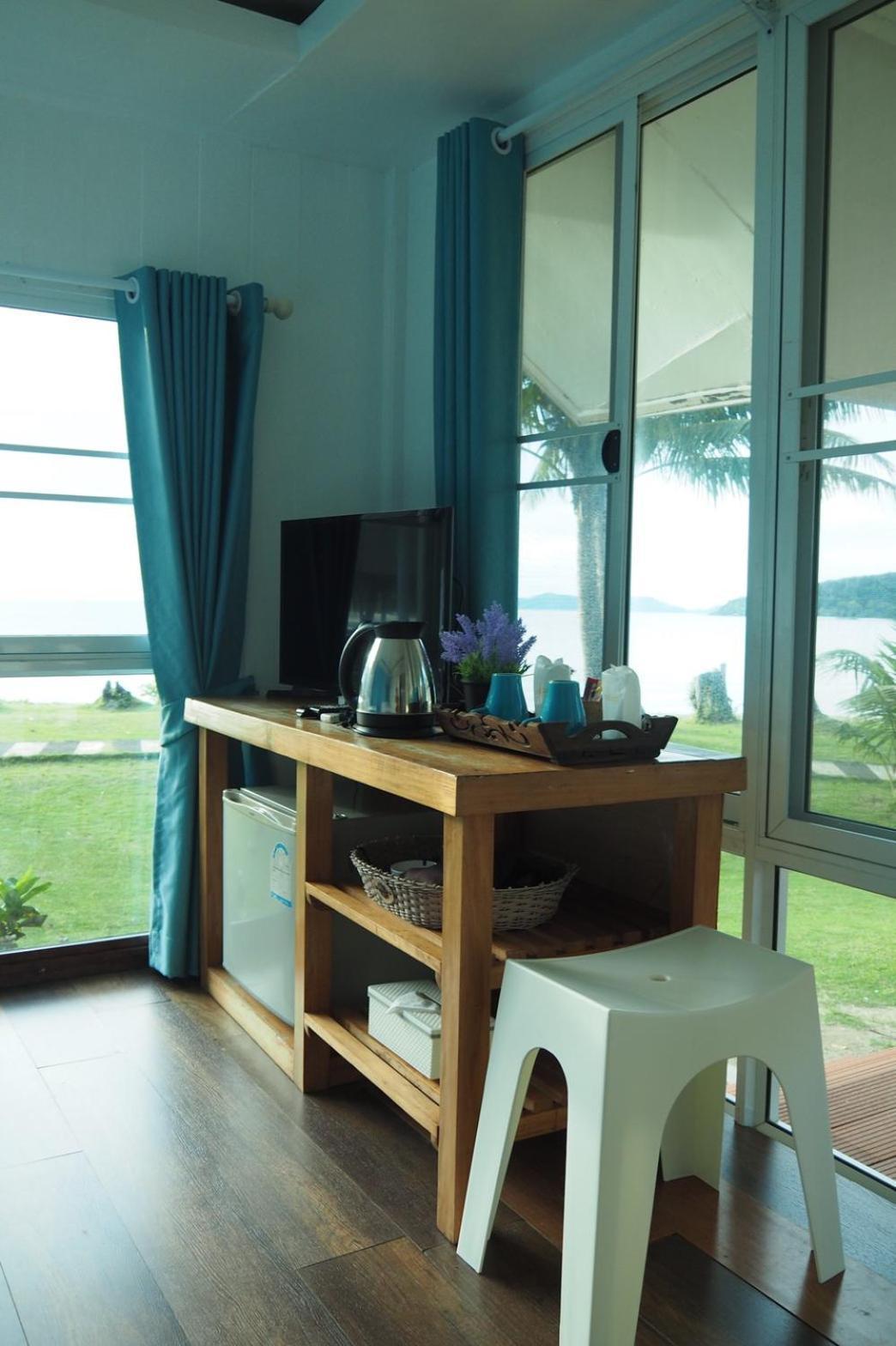 Koh Mak Resort Room photo